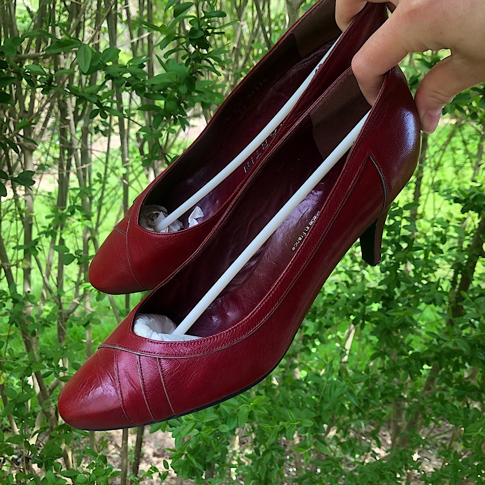 Vintage French J.B. Martin Pavqis Maroon Genuine Leather Heels🇫🇷